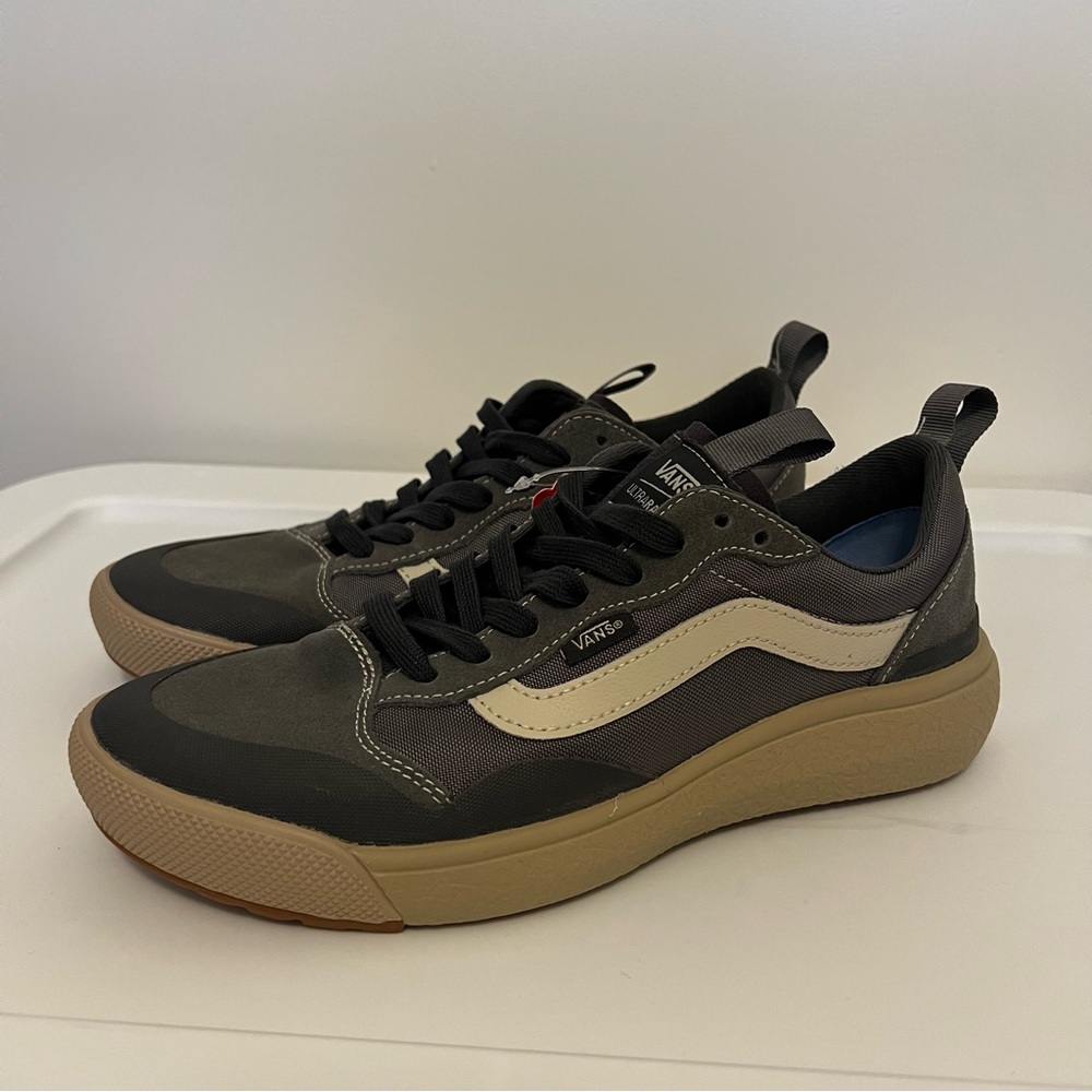 NWT / NIB 8M/9.5W Vans Ultrarange Exo Se - Picture 10 of 12